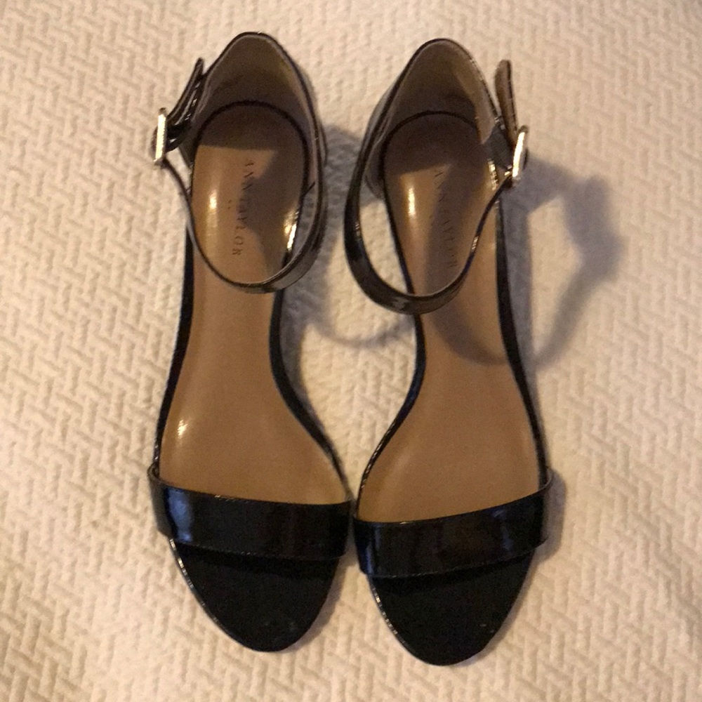 Ann Taylor low heel wedge sandals